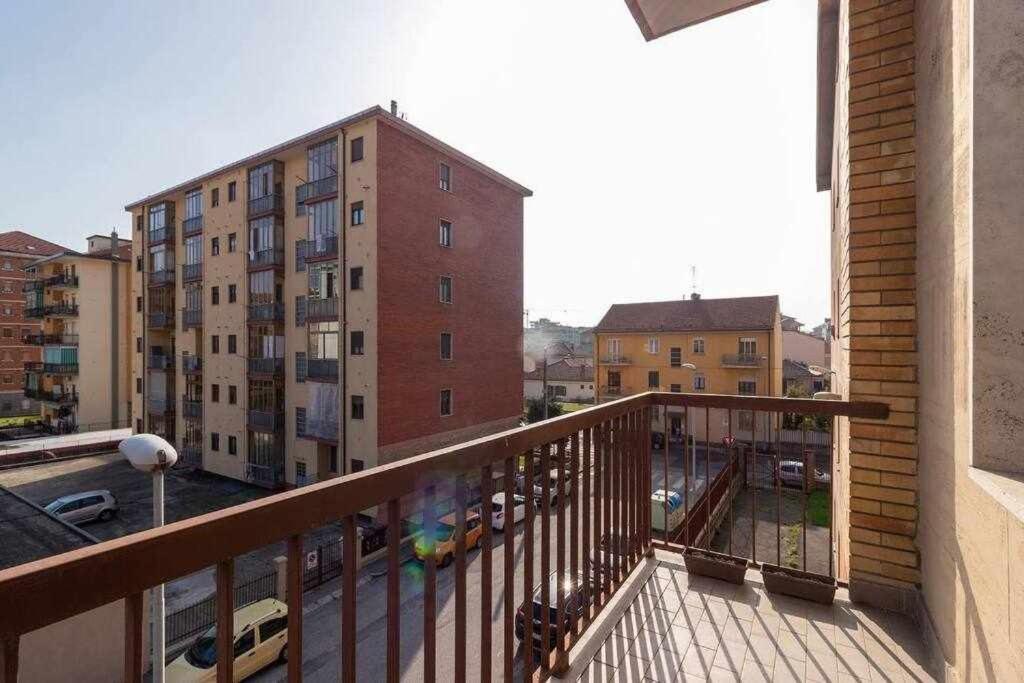 Appartamento A Pochi Passi Dalla Stazione Comodo A Coppie E Famiglie, Casa Ferrucci Collegno Exterior foto